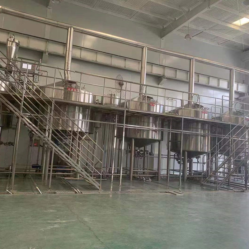 萨尔图精酿啤酒设备厂—平面布置、设备设计、制造、调试、培训等一条龙服务_COPY